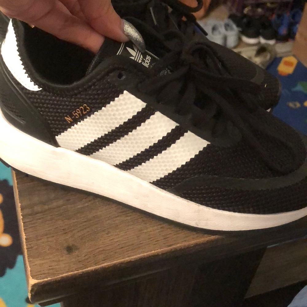black and white adidas